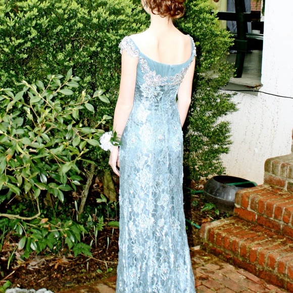 Prom/Evening Terani Couture gown - Picture 6 of 7